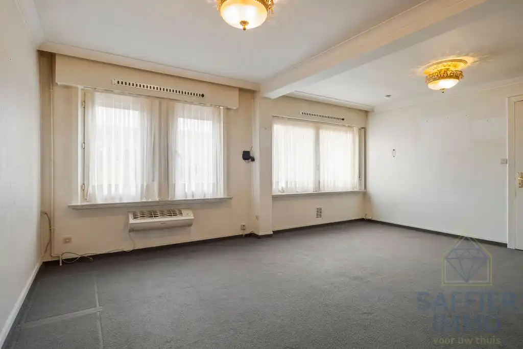 Unieke bel-etage woning in rustige buurt nabij het centrum van Izegem foto 11