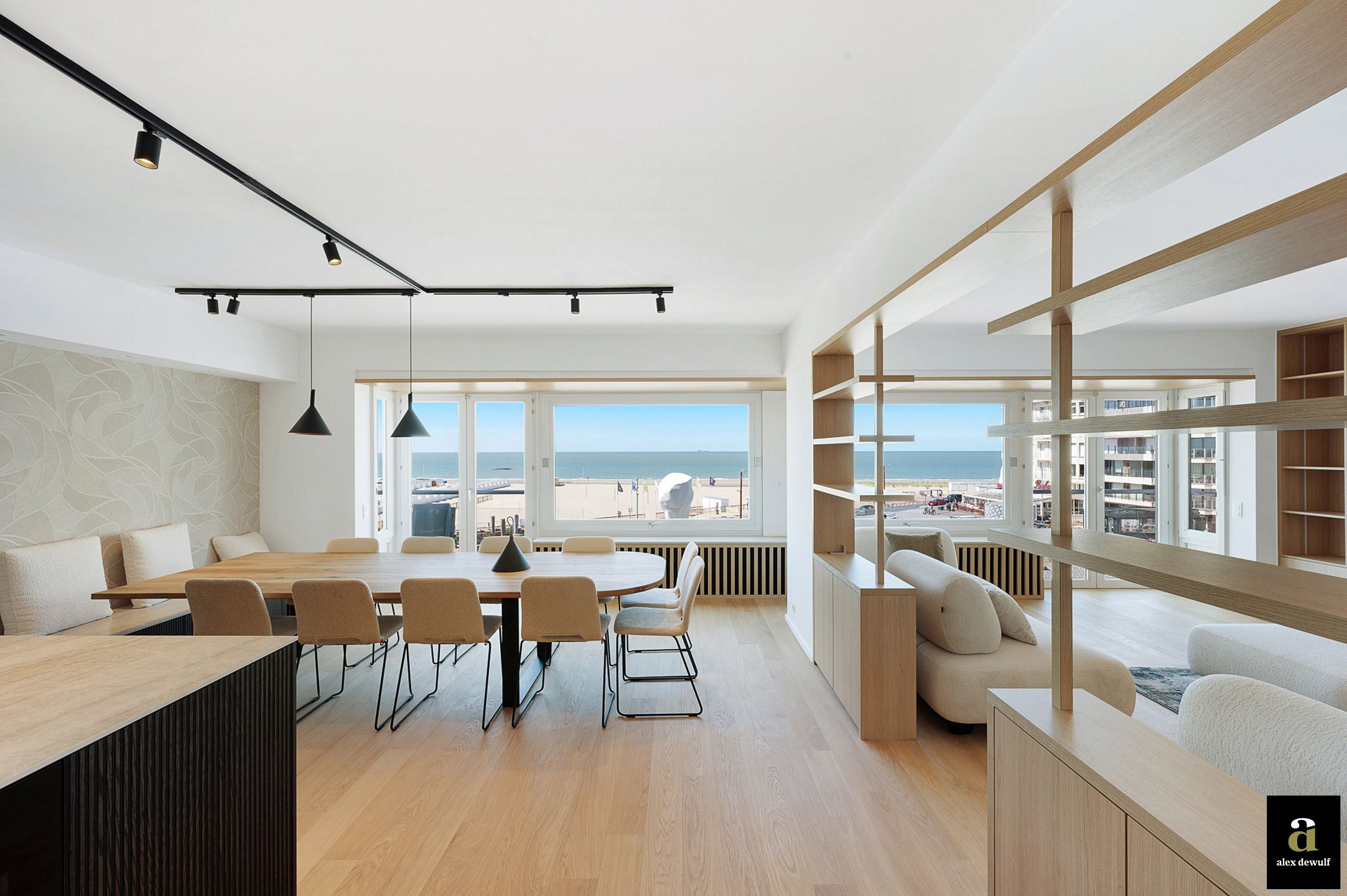 Appartement met 5 slaapkamers en 10m gevel te Rubensplein. foto 3