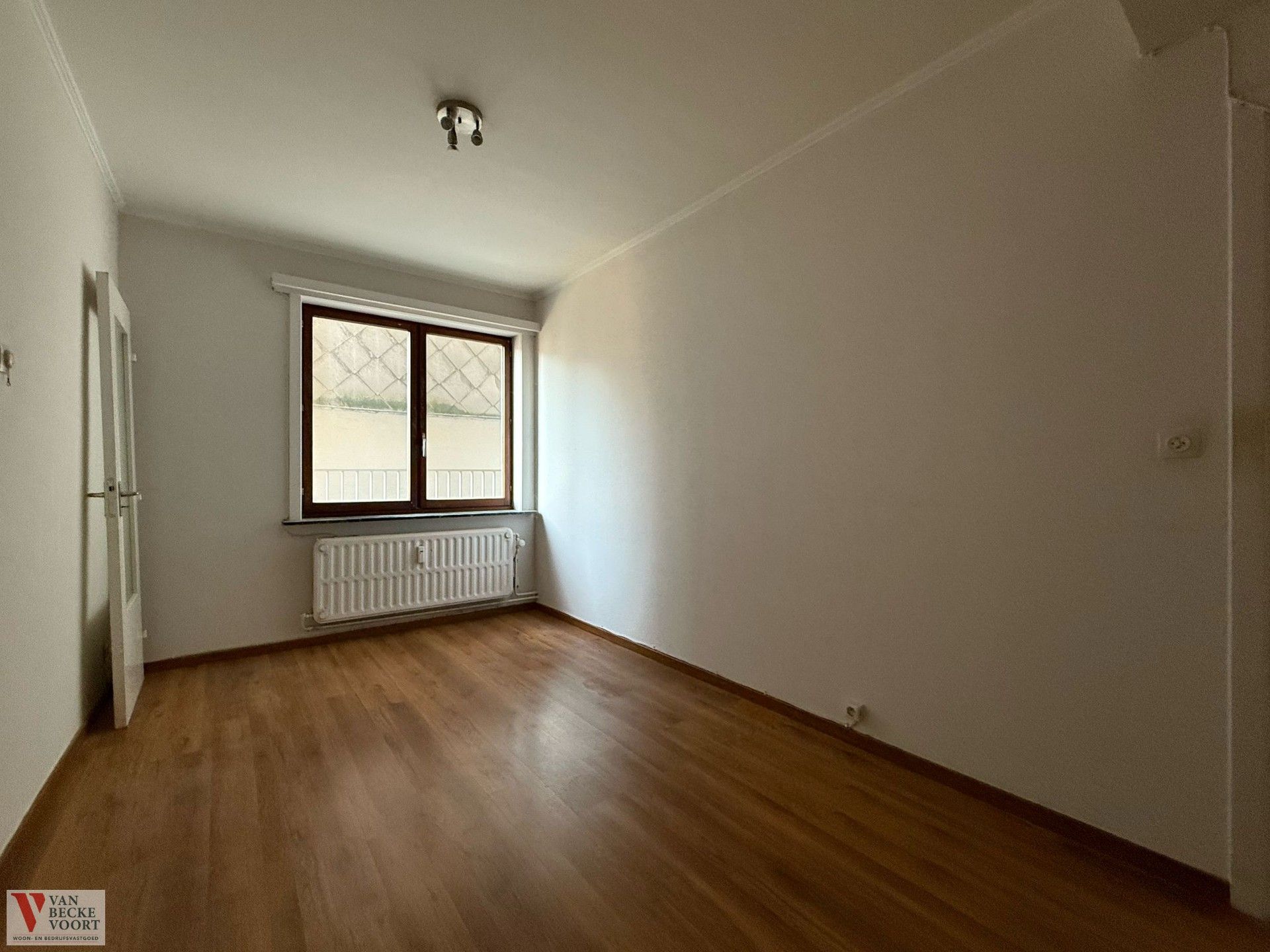 Ruim appartement met parkzicht foto 11