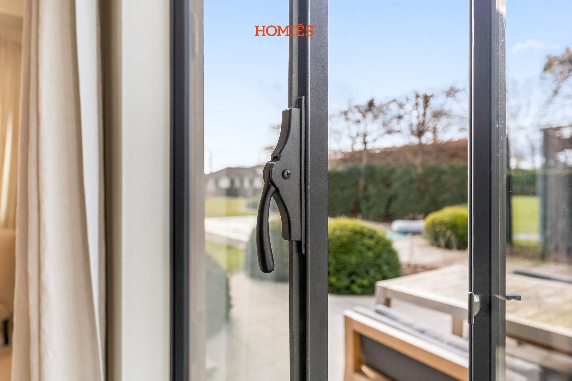 High-end villa op prime location foto 23