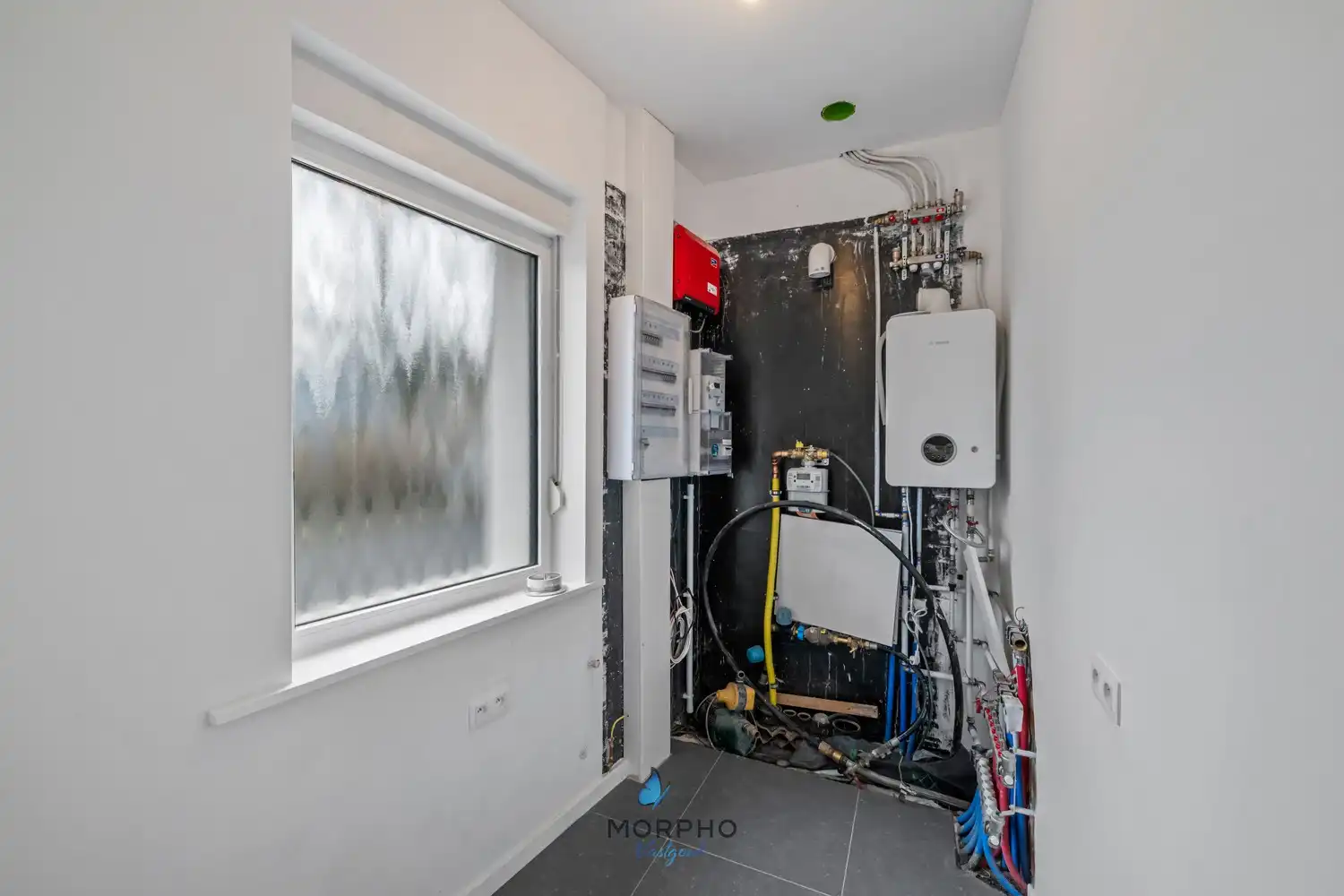 Volledig gerenoveerde energiezuinige woning (EPC A) en tuin in hartje Rumbeke foto 8