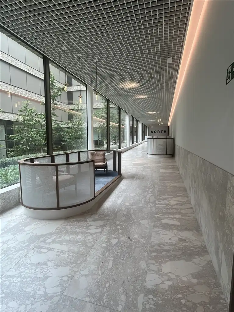 BENELUXPARK KORTRIJK BUSINESS PARK foto 35