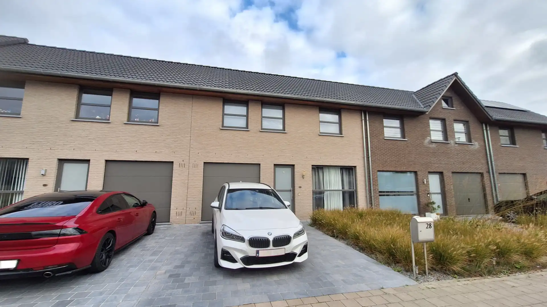 Huis te koop foto {{pictureIndex}}