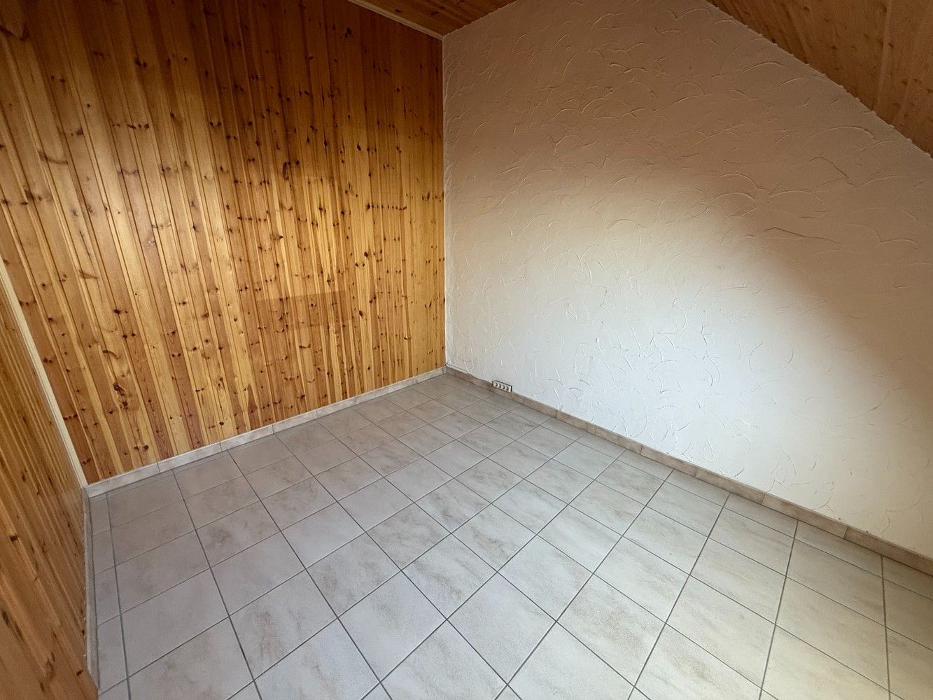 Zeer ruime woning met 5 slaapkamers! foto 17