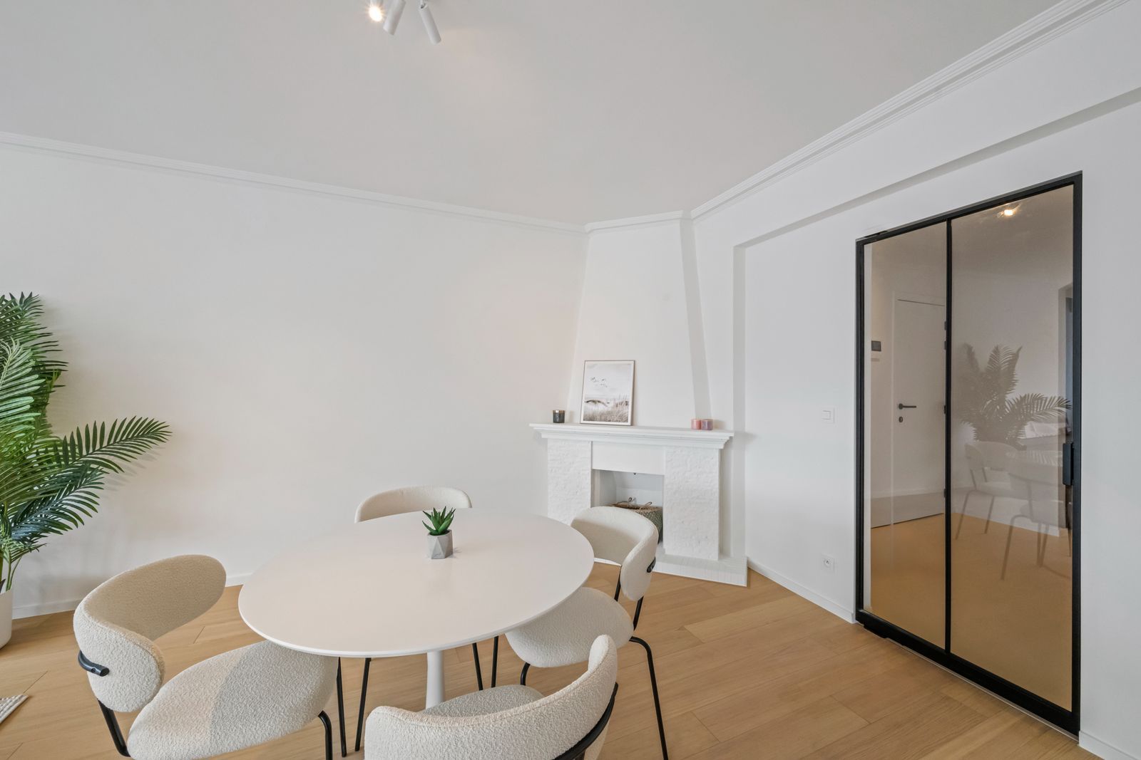Zonnig appartement met open zicht op jachthaven. (2-slpk) foto 6