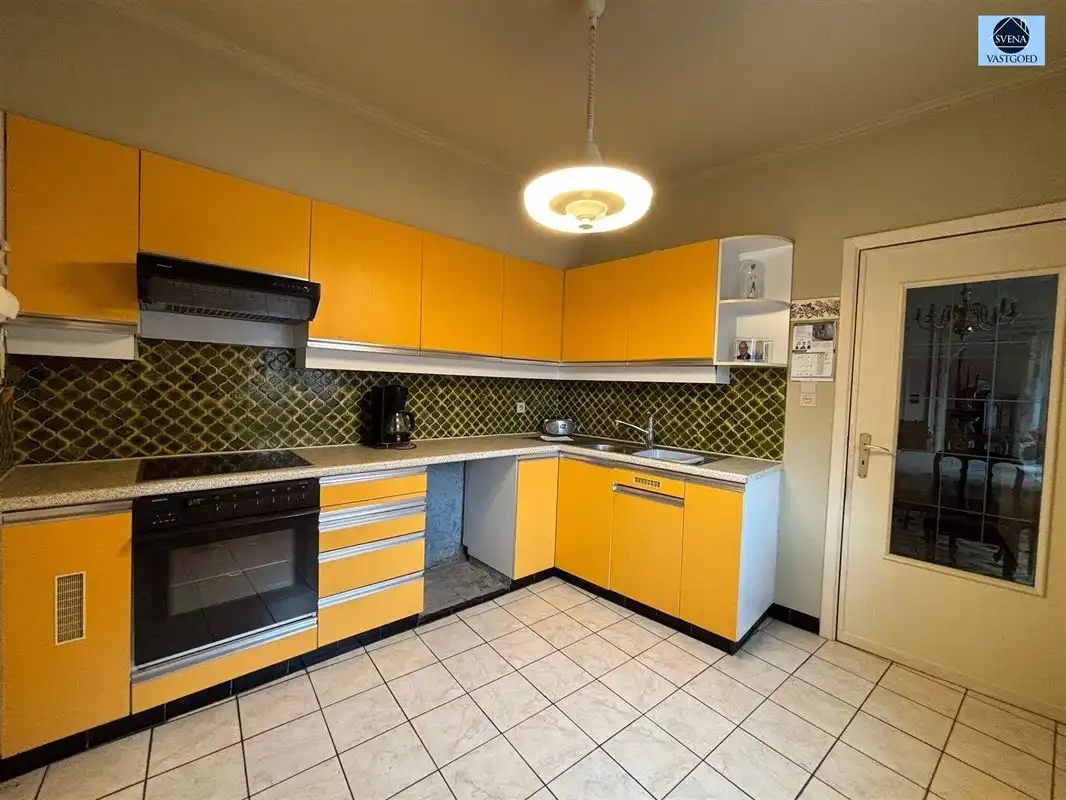 SOLIDE CHARMANTE WONING MET 3 KAMERS EN LOODS foto 8