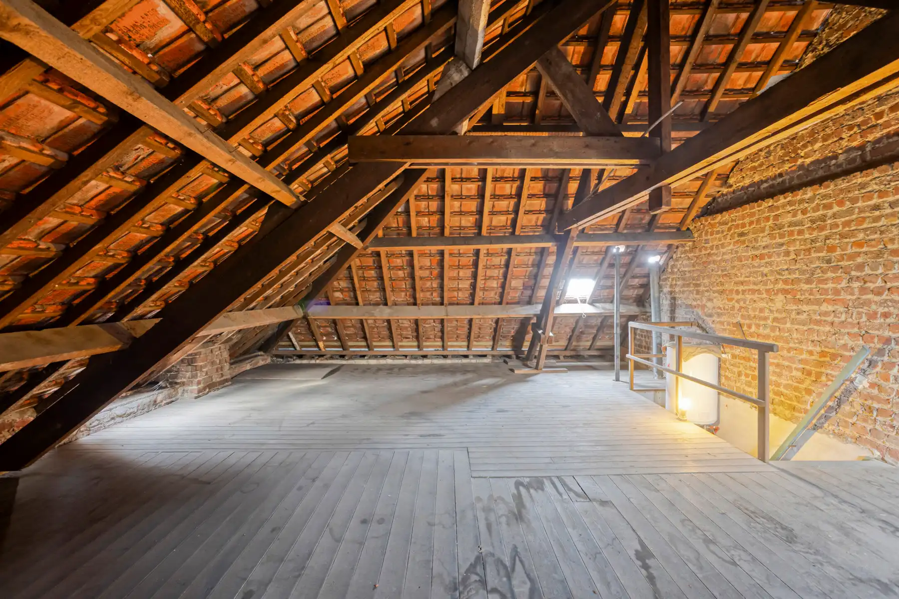 Te renoveren Charmewoning op centrale ligging foto 21