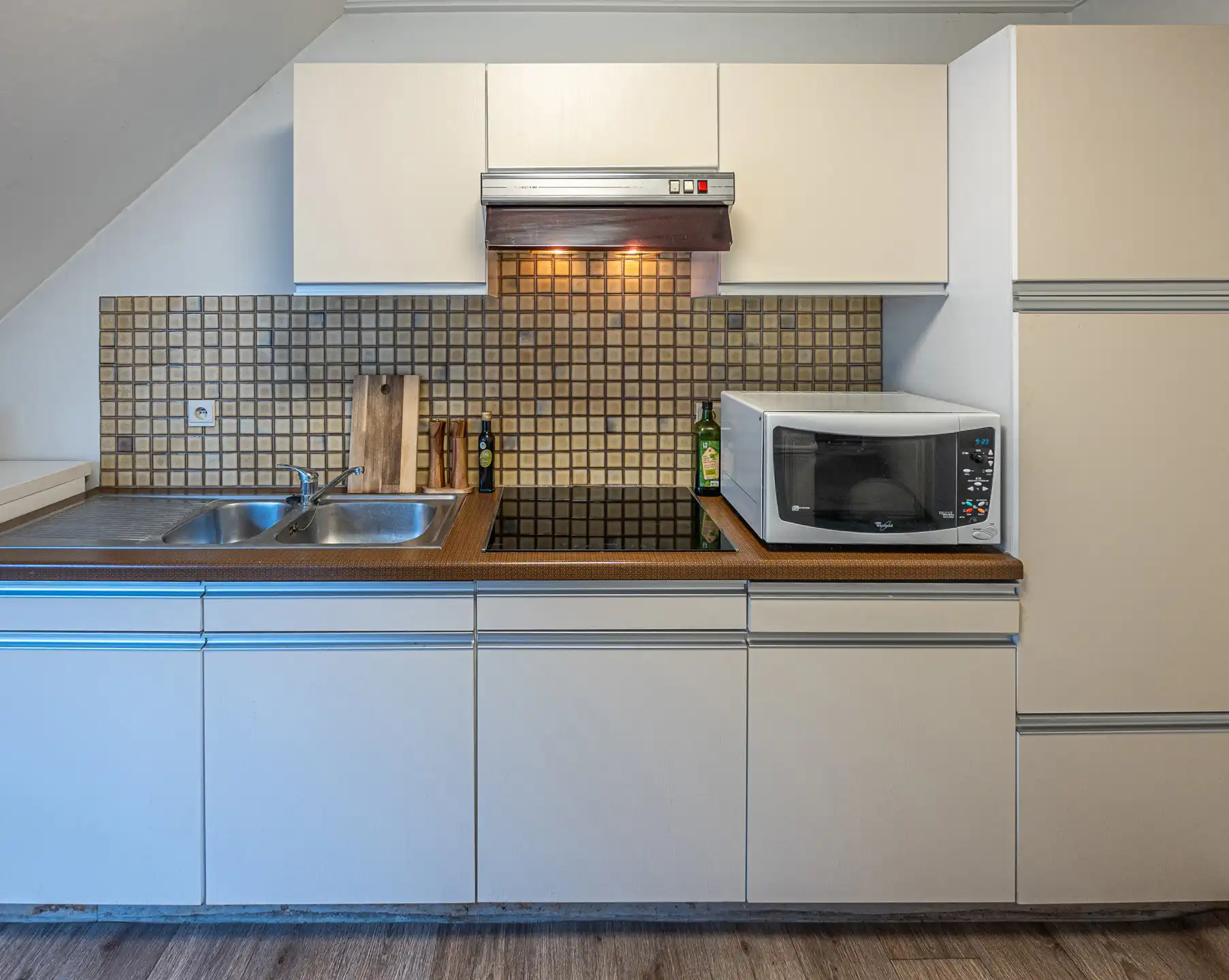 Instapklaar appartement met 2 slaapkamers foto 12