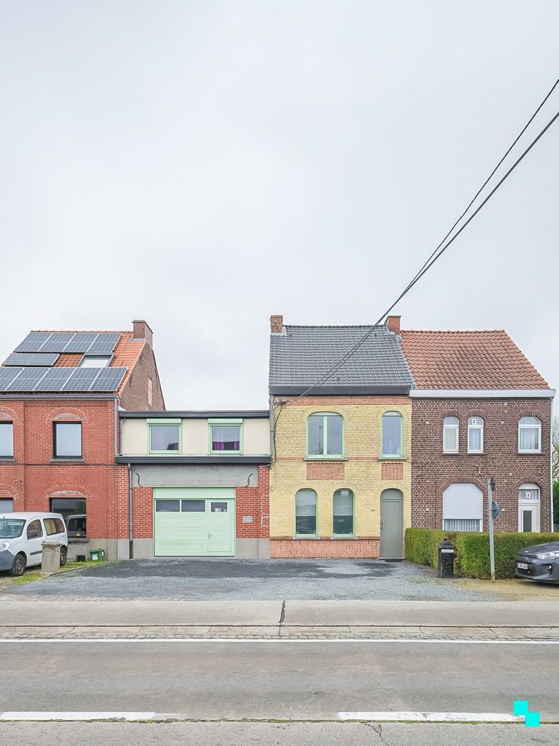 Charmante woning met vijf slaapkamers en inpandige garage te Merelbeke foto 35