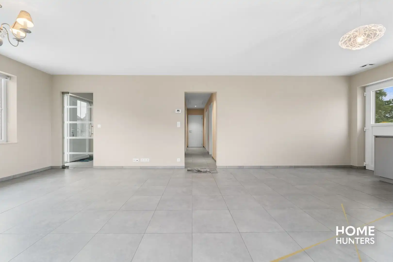 Luxe gelijkvloerse nieuwbouwvilla met 2 slaapkamers en een ruime garage! foto 8