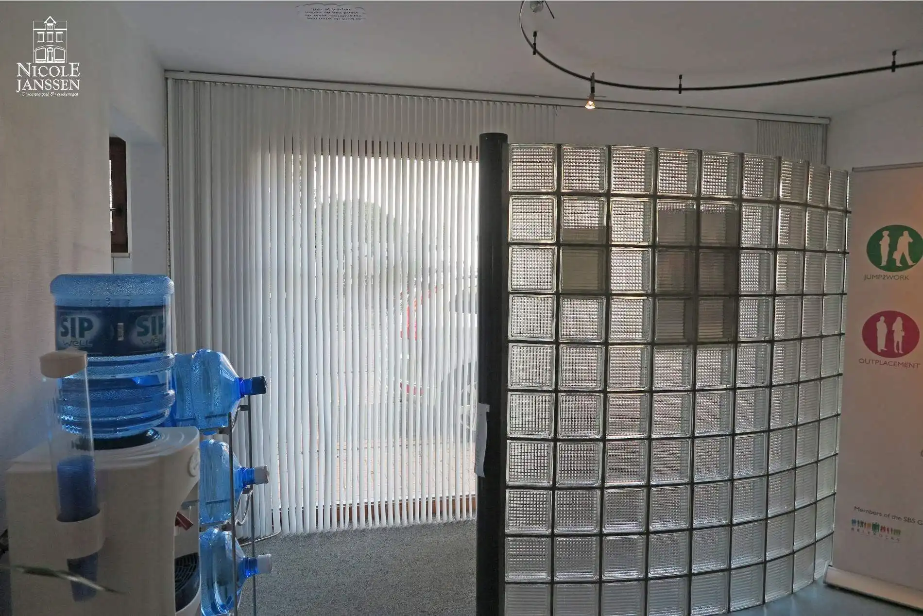 Verzorgd gelijkvloers handelspand foto 3