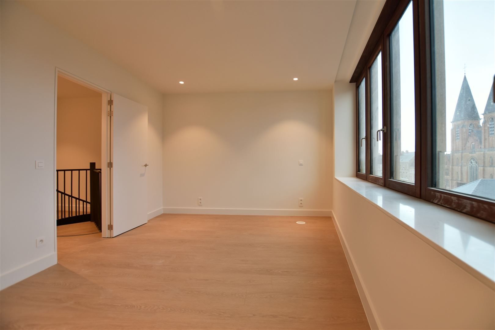 Prachtig luxueus appartement te huur in het bruisende hart van het centrum!  foto 16