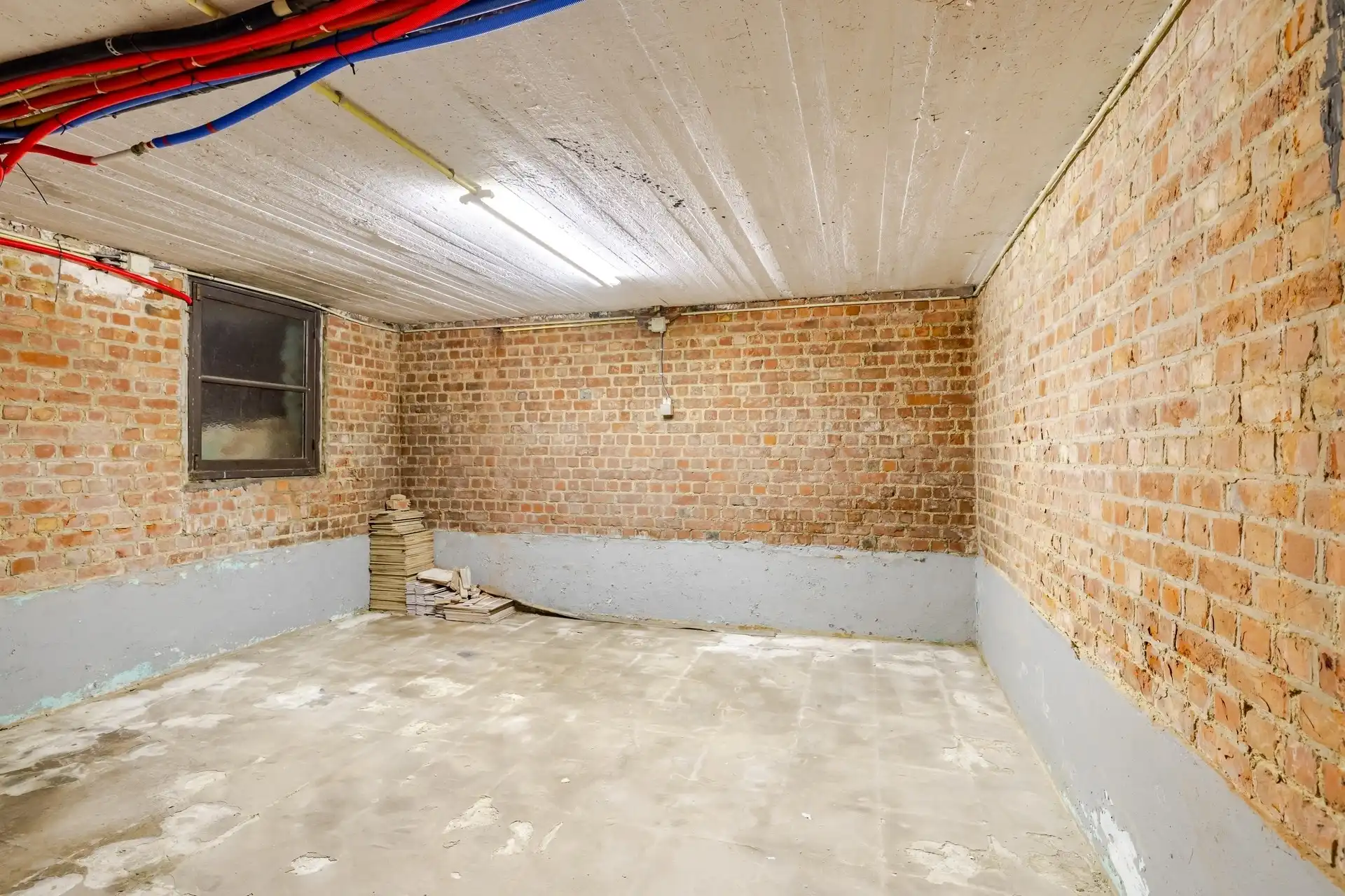 Instapklare woning met 4 slks, garage en aanpalende bouwgrond foto 22