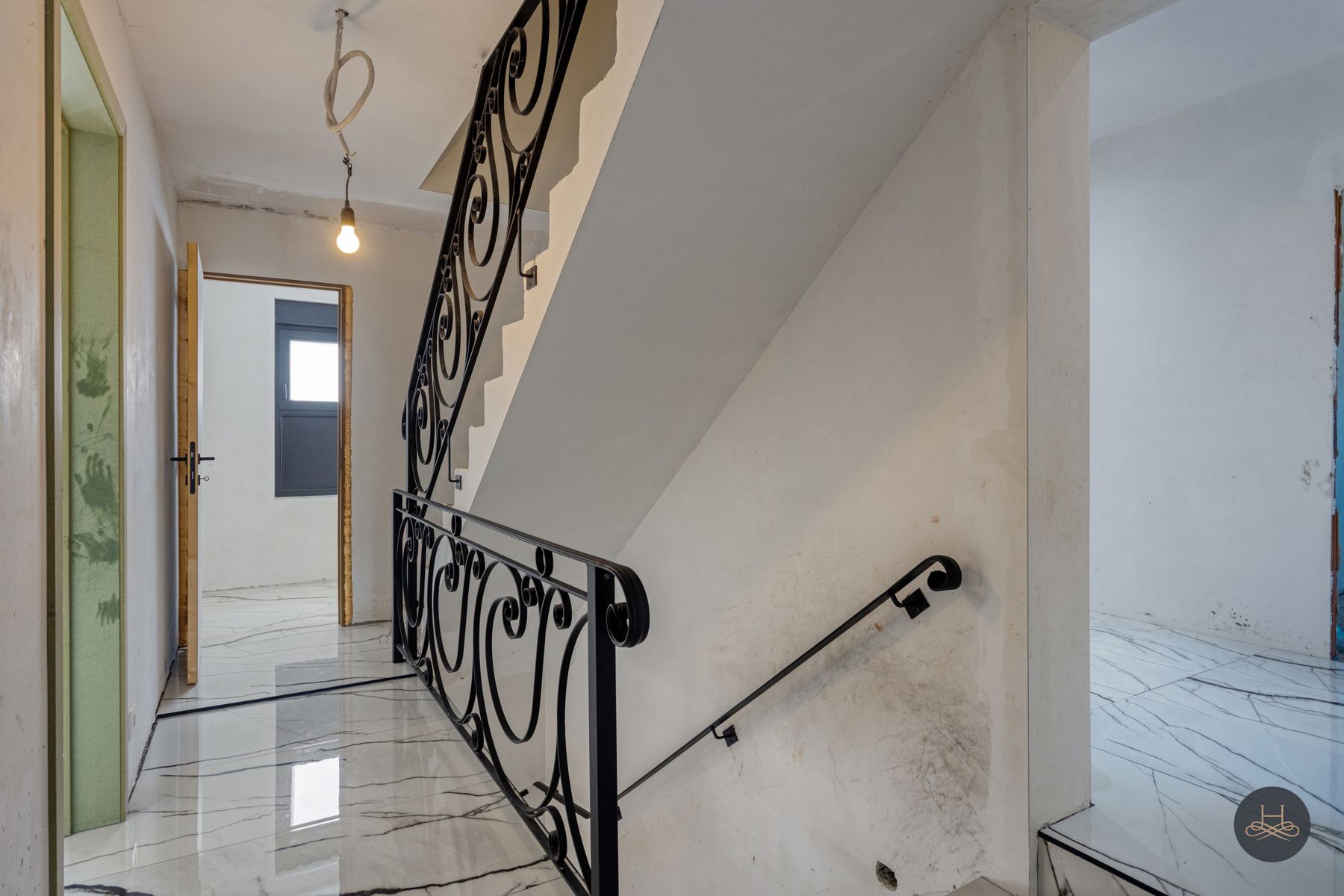 Riante woning met 6 slaapkamers en veel parkeergelegenheid foto 33