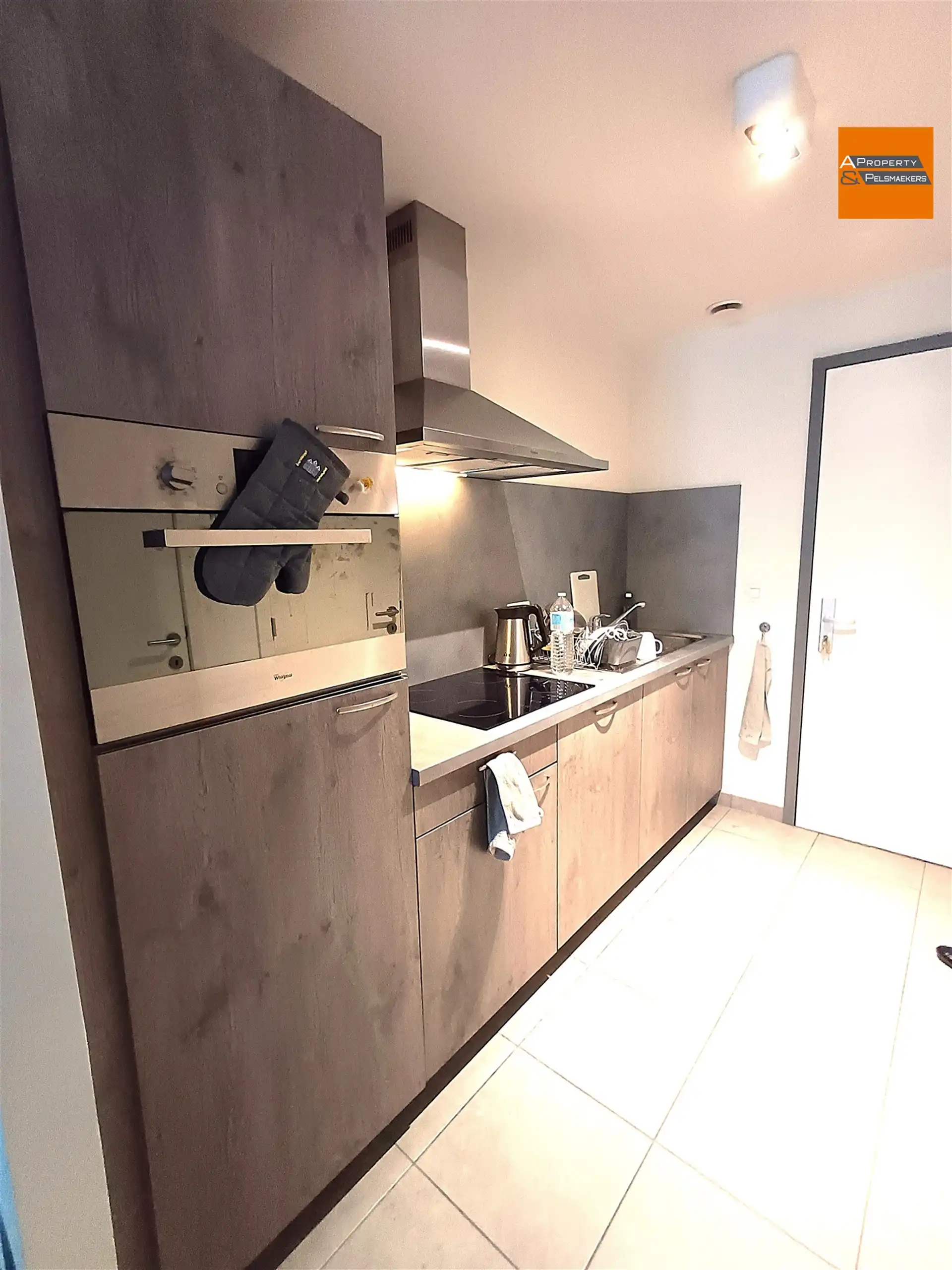 Ruime Gemeubileerde Studio foto 4