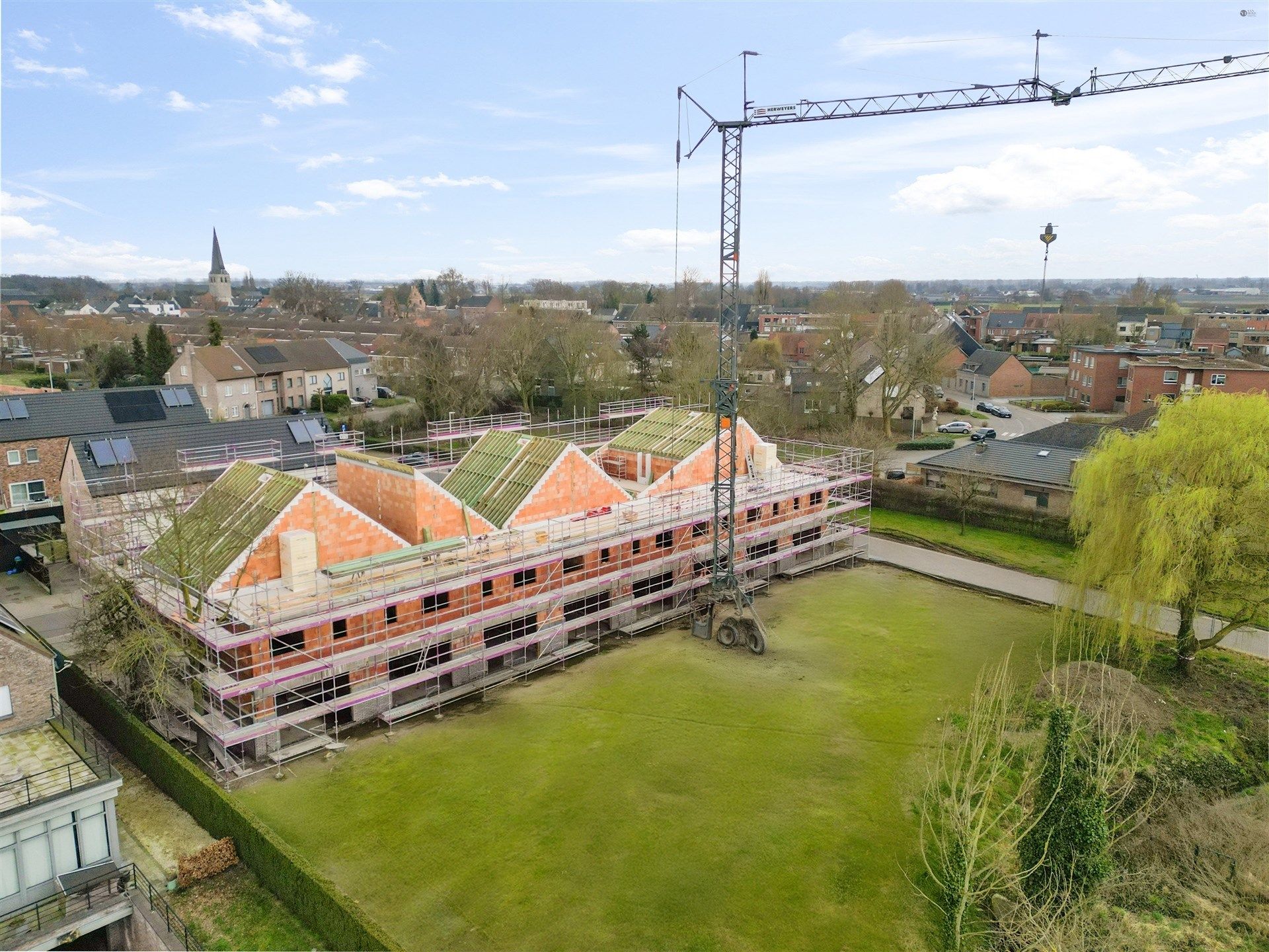 Kwalitatieve rijwoning te Vrasene foto 2