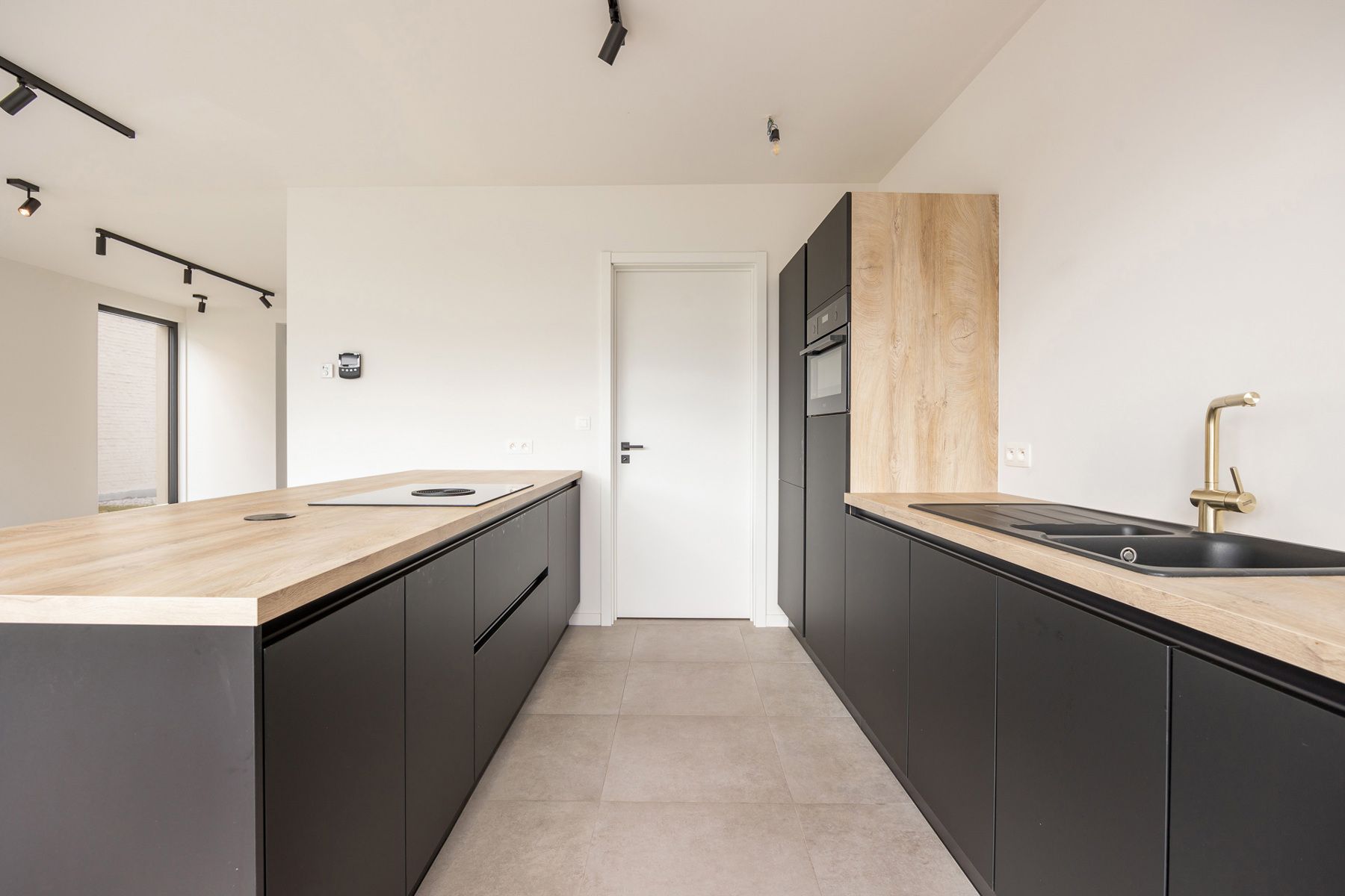 Prachtige, energiezuinige woning met poolhouse! foto 12