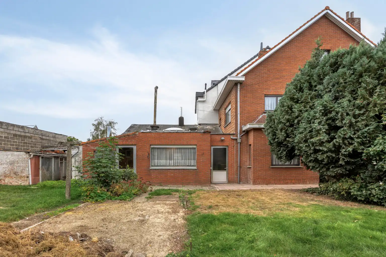Ruime 3-gevelwoning met 3 slaapkamers en tuin foto 27