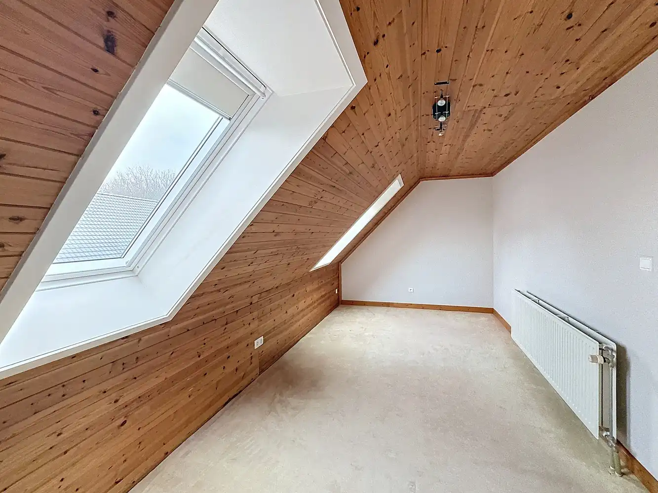 Ruime villa met zwembad op een rustige locatie foto 16