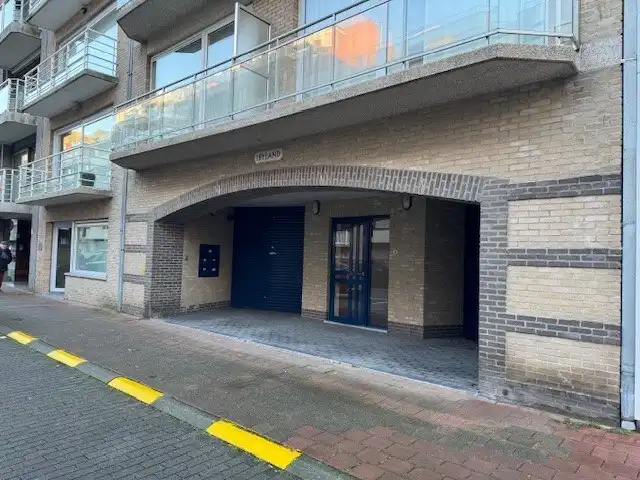 Garagebox te huur op jaarbasis in Leopoldlaan  foto 3