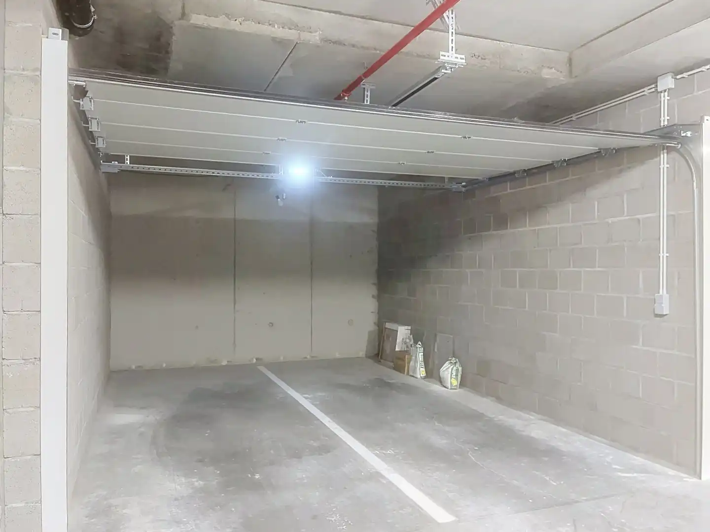 Energiezuinig 2-slaapkamerappartement met 2 staanplaatsen! foto 11