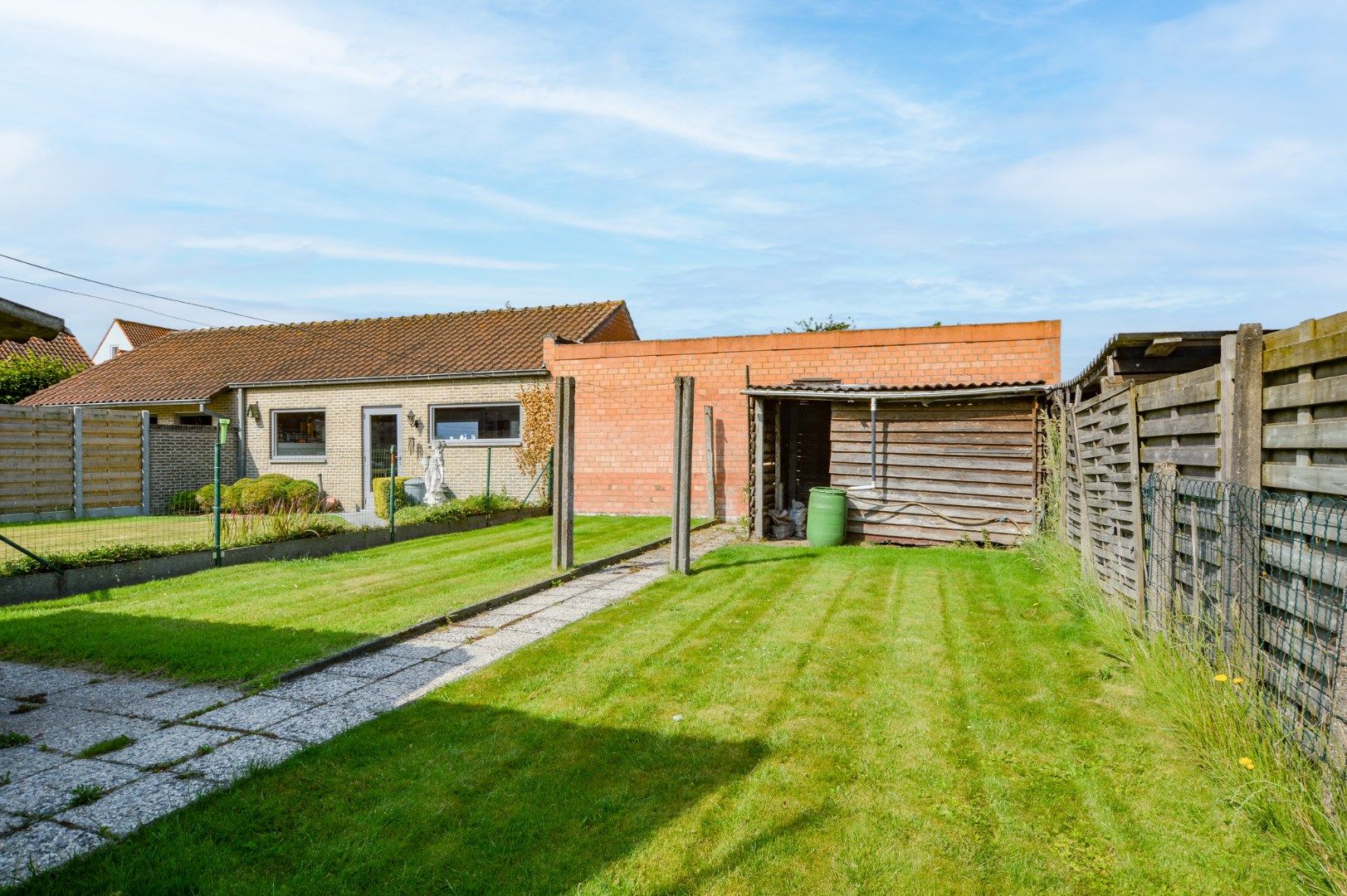 Ruime woning op rustige ligging in Eernegem foto 7