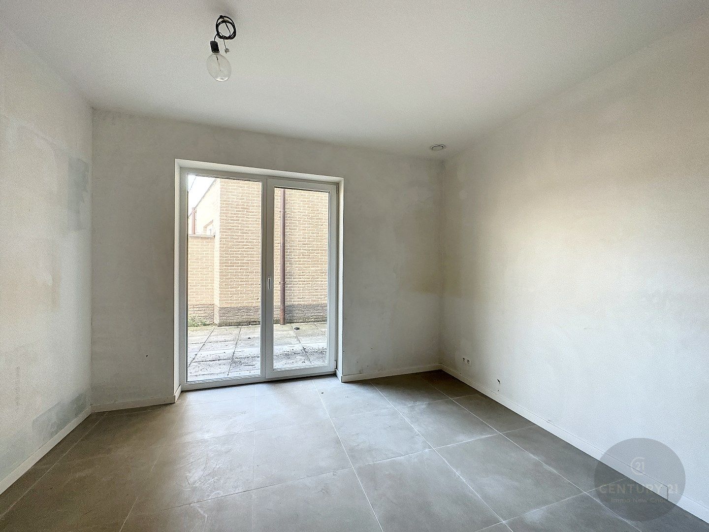 NIEUW en ZEER RUIM gelijkvloersappartement foto 20