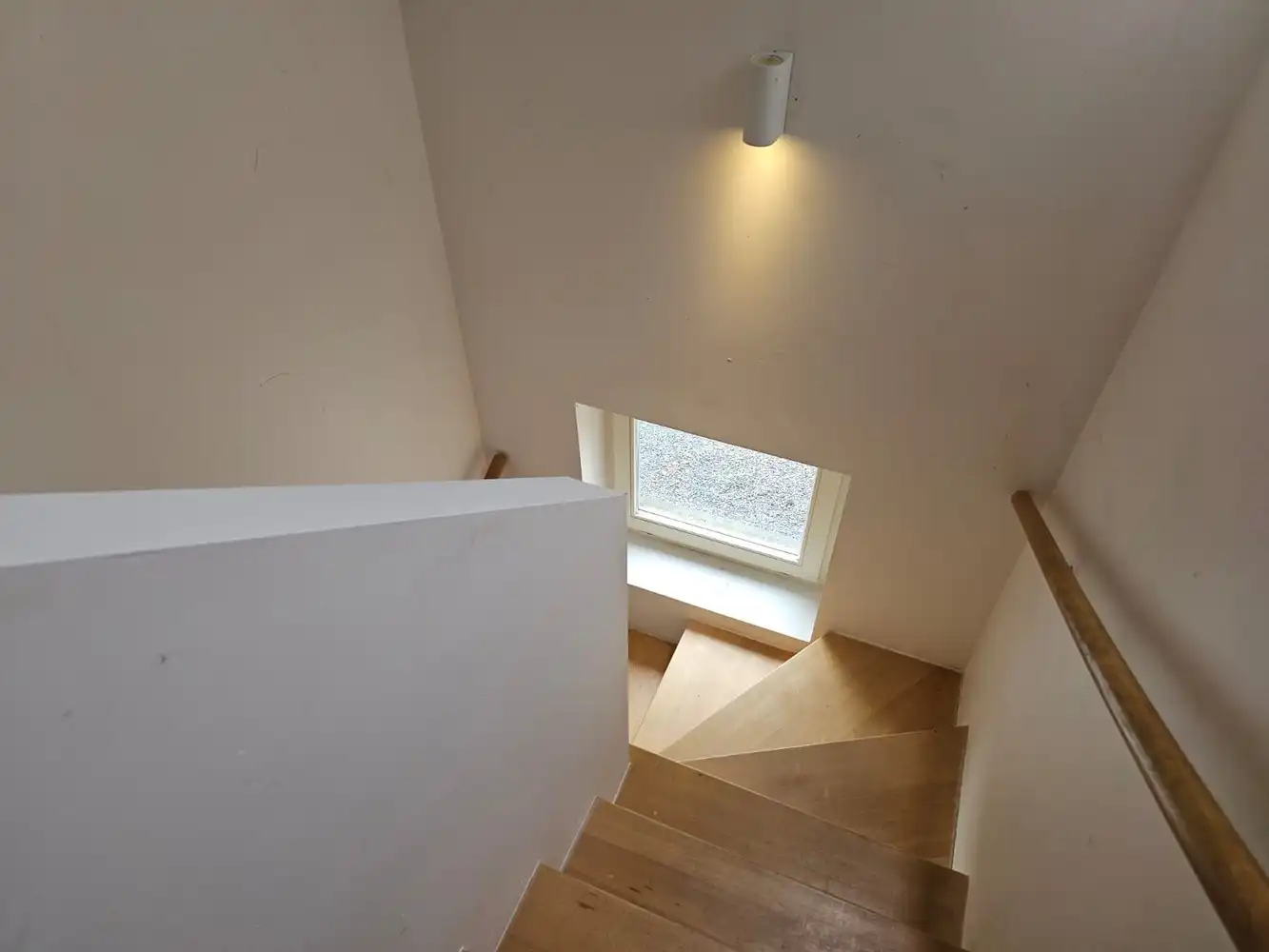 Uiterst rustig gelegen landhuis foto 13