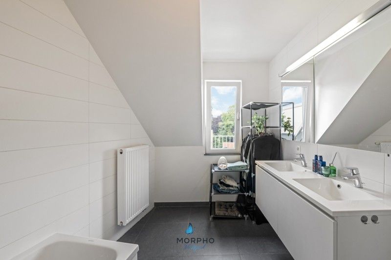 Modern duplex appartement te koop in centrum Torhout – instapklaar & lichtrijk foto 12
