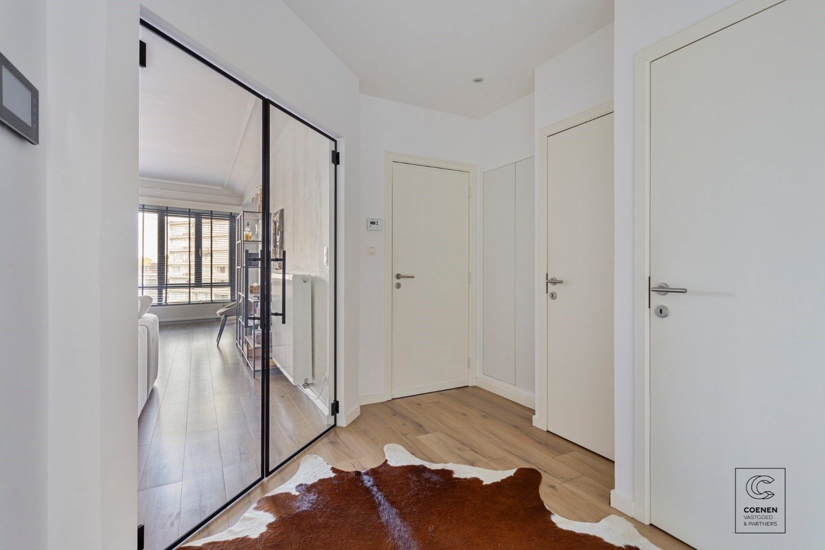 Prachtig gerenoveerd appartement met 2 slaapkamers, terras en bew. opp. van 80m2! foto 8