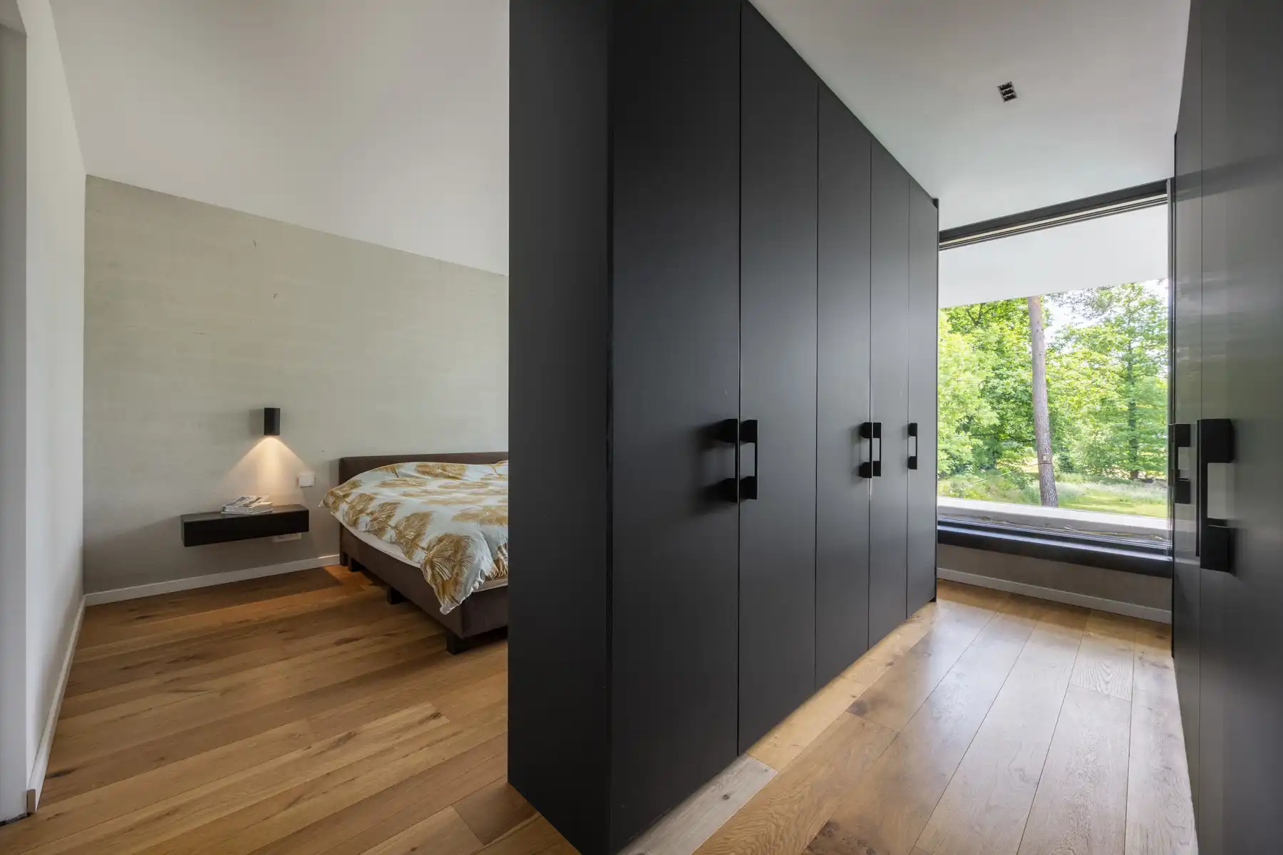 Ruime moderne luxe villa met zwembad op ca. 2339 m². foto 18