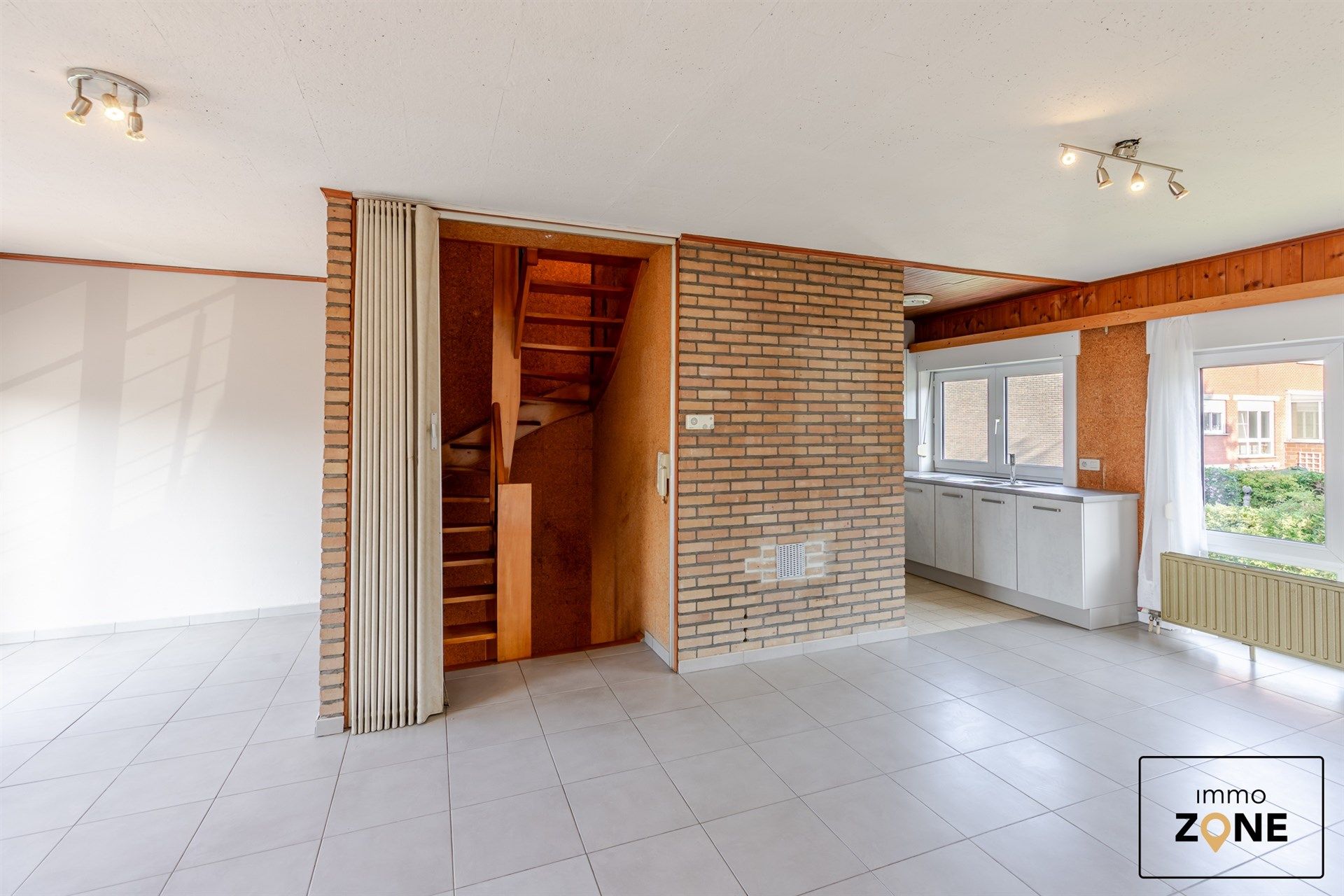 Op te frissen bel-etagewoning in centrum Dendermonde foto 6