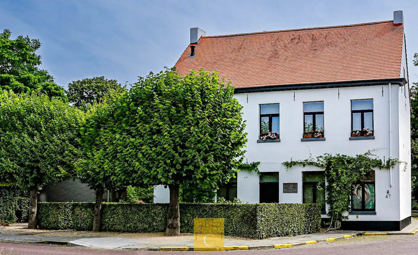 Een woning waar karakter en hedendaagse architectuur elkaar perfect aanvullen. foto 2