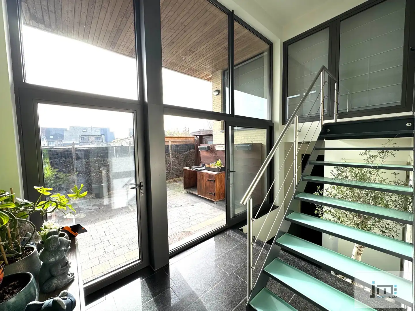 Hedendaagse instapklare woning foto 3