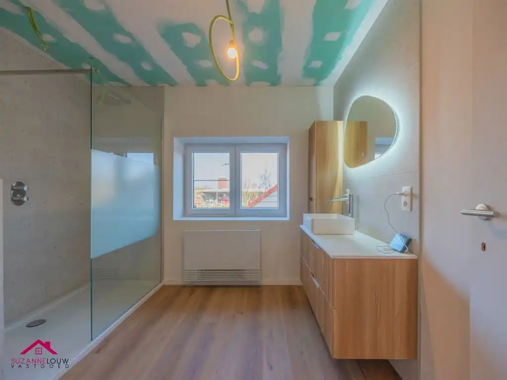 Instapklare gezinswoning, volledig gerenoveerd foto 32