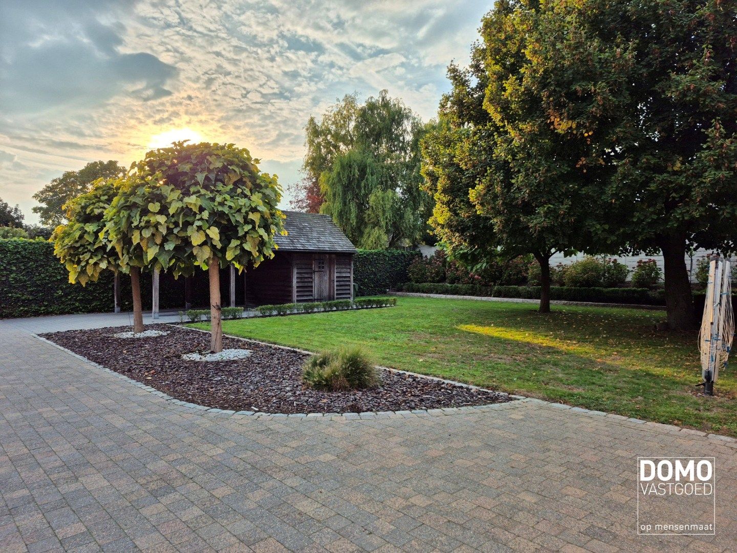 Warme gezinswoning met prachtige tuin in hartje Kortessem foto 15