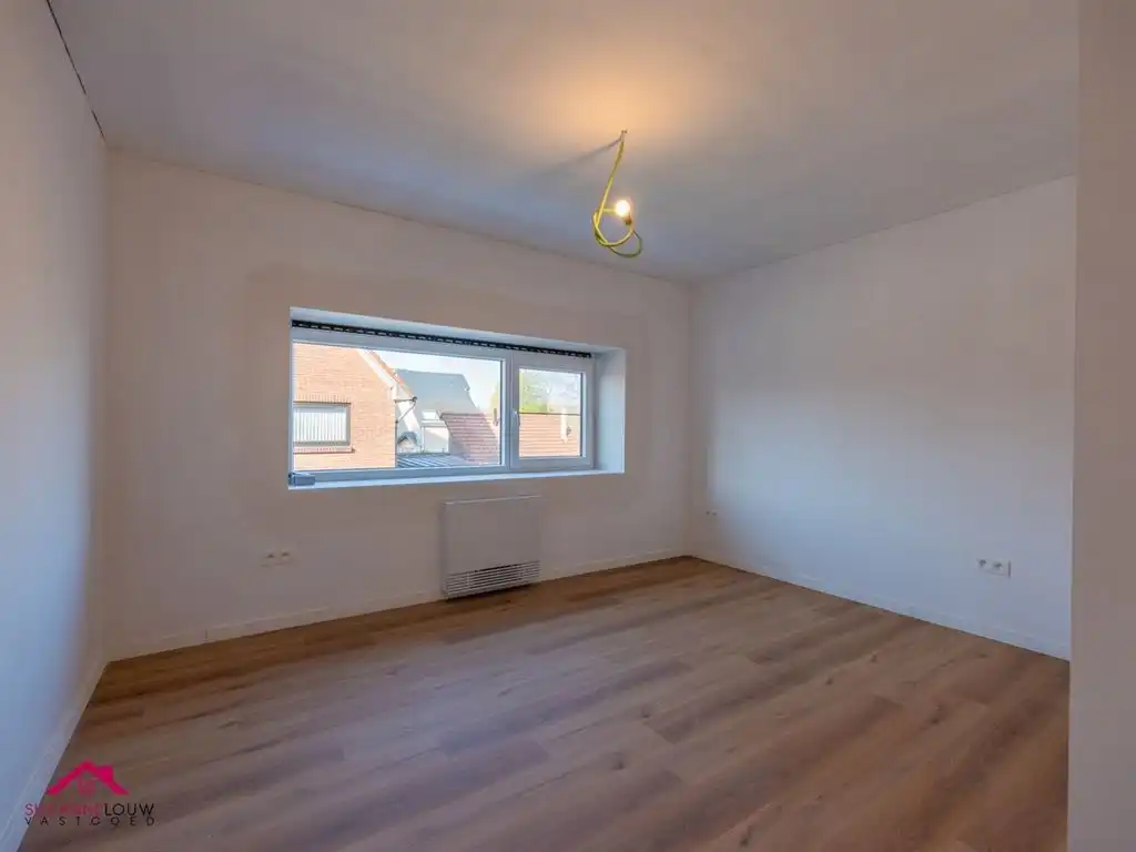 Instapklare gezinswoning, volledig gerenoveerd foto 29