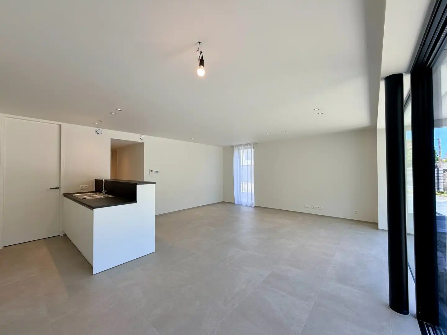 Gelijkvloers nieuwbouwappartement met uitzonderlijk E-peil te centrum Tielt! foto 4