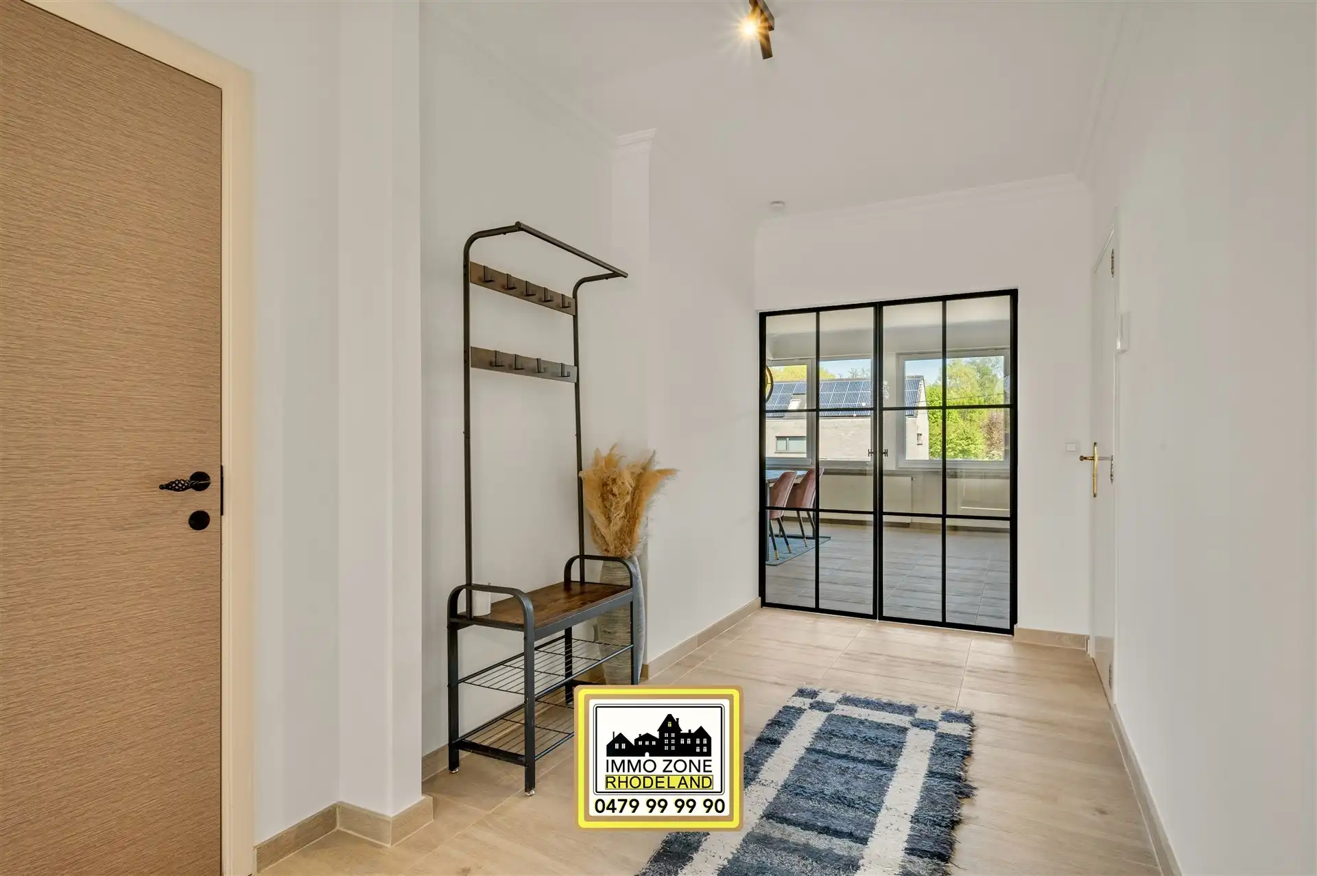 Subliem appartement met 2 slpks, terras en garage foto 2