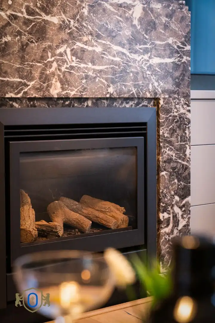 Brugse 3-slpkr herenwoning met studio & romantische tuin foto 6