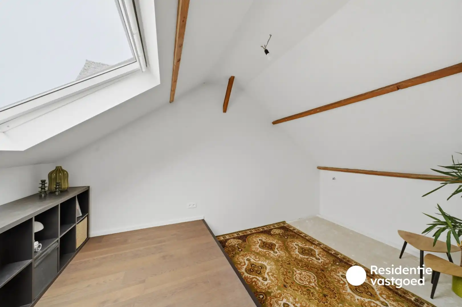 Stijlvolle en energiezuinige halfopen bebouwing met zonnige tuin foto 25
