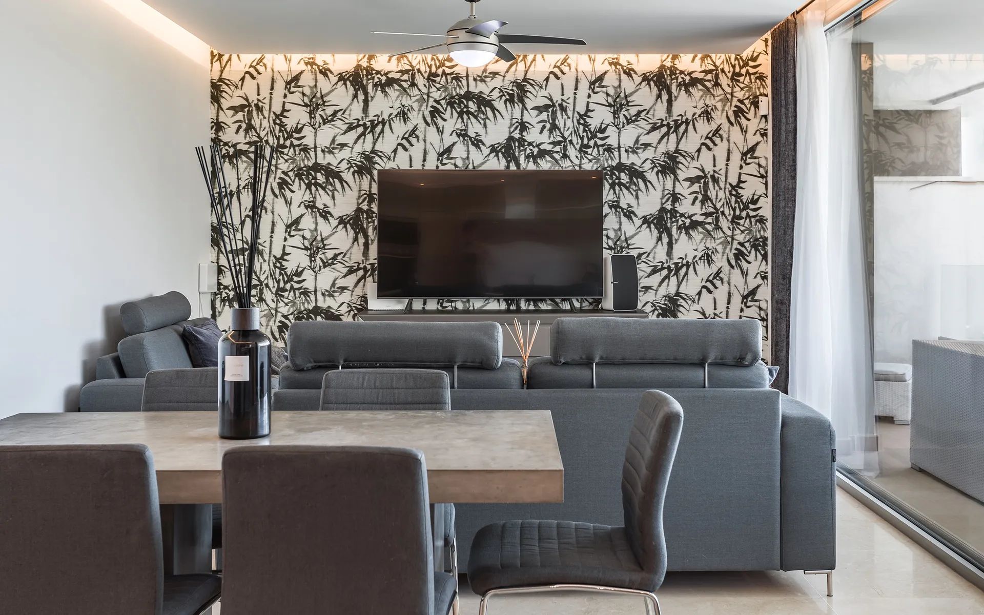Exclusief wonen met panoramisch uitzicht: luxe appartement in Benahavis foto 4
