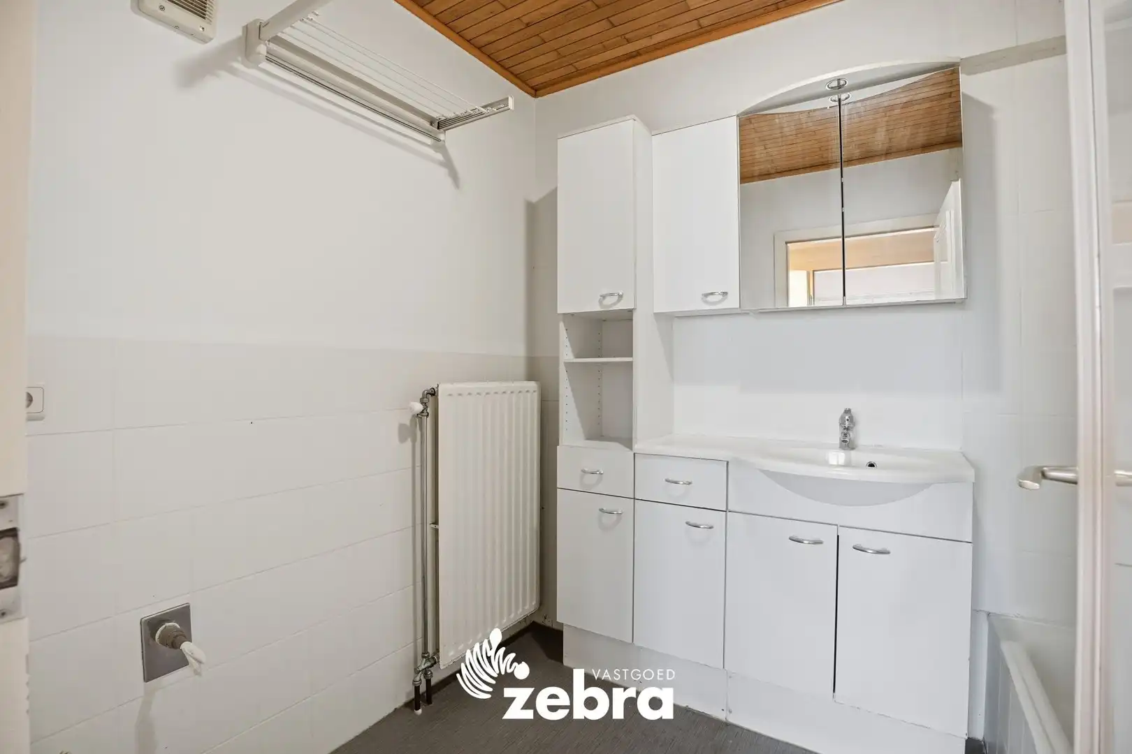 Instapklaar appartement met 3 slaapkamers in centrum Tielt foto 13