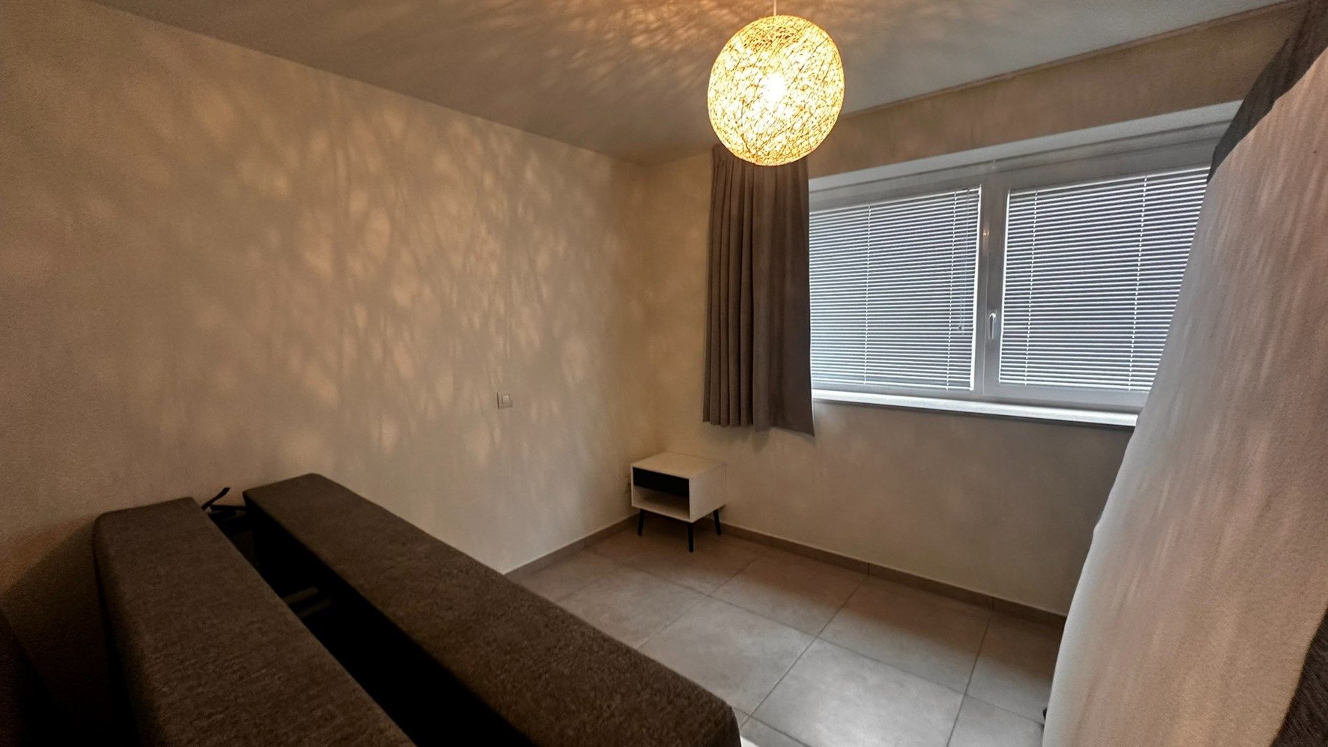 Modern gelijkvloers appartement met terras in Lokeren foto 5