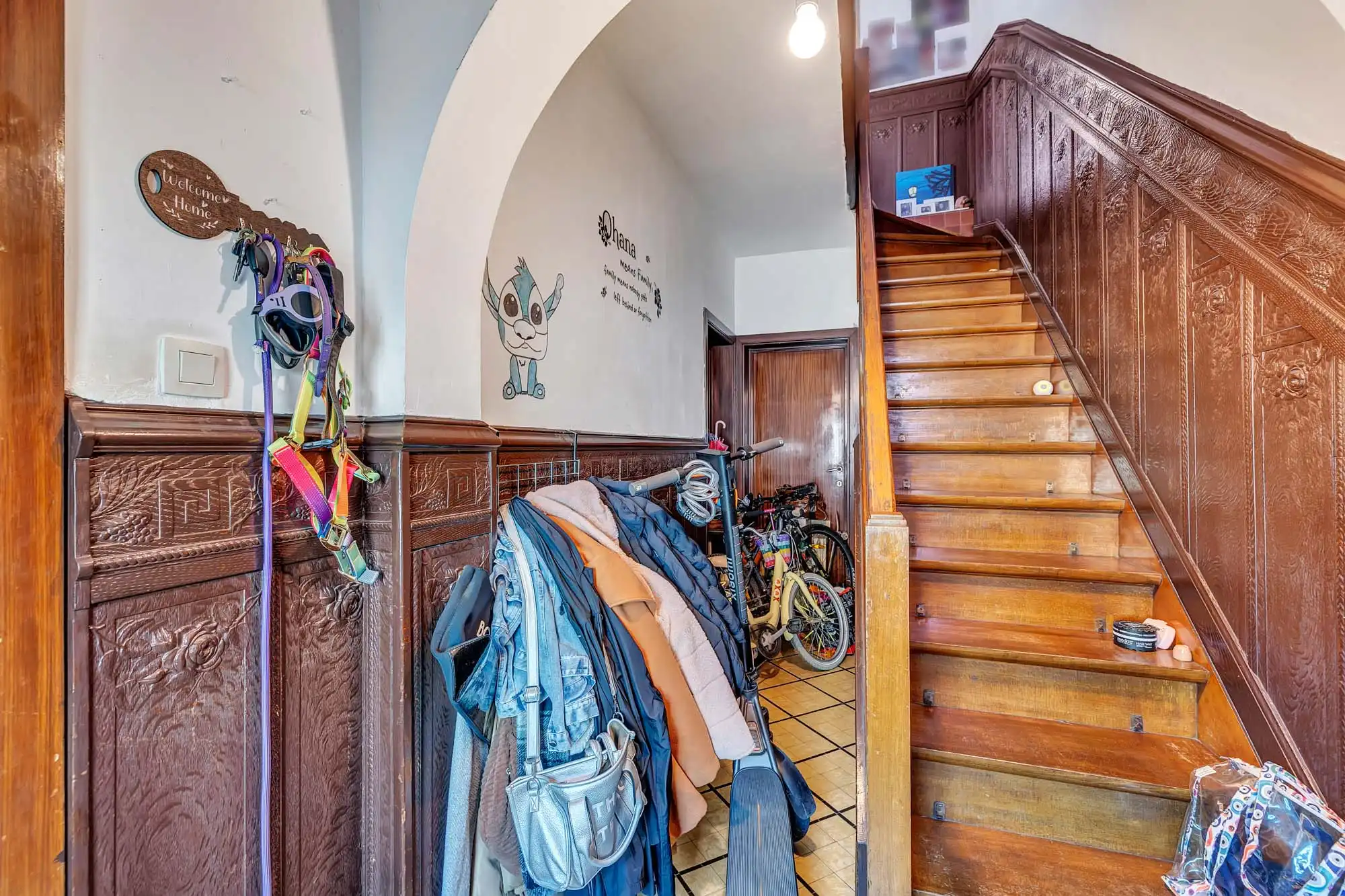 Rustig gelegen ruime woning met goed EPC foto 2