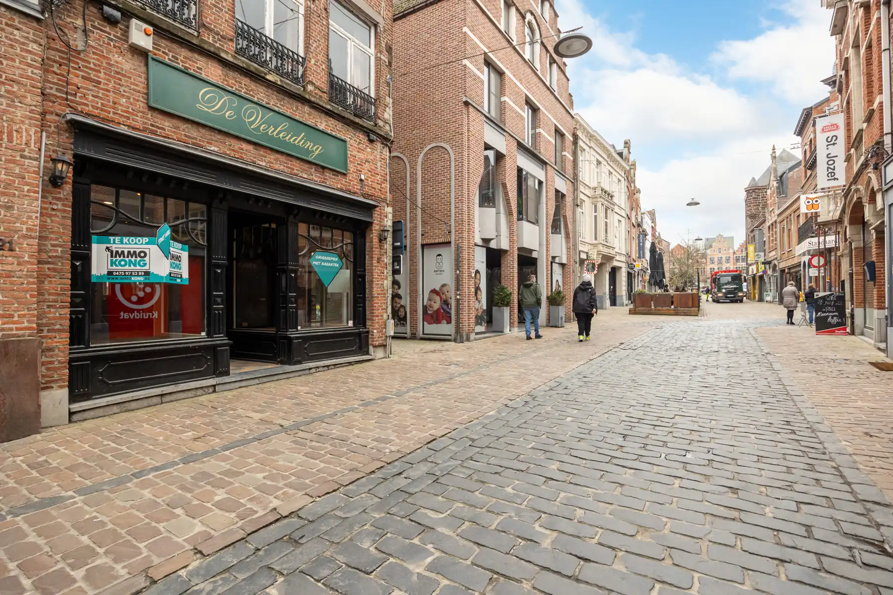 UNIEKE KANS! Historisch winkelpand in het centrum van Aarschot foto {{pictureIndex}}