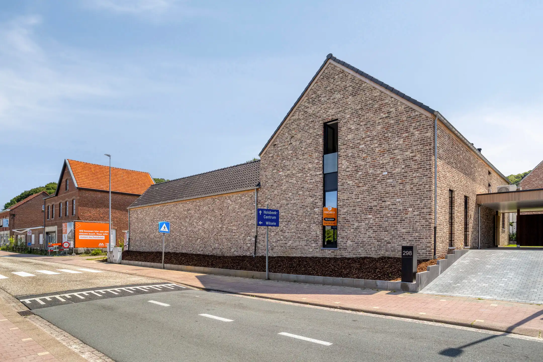 Luxueus afgewerkt gelijkvloersappartement met 3 slaapkamers foto 2