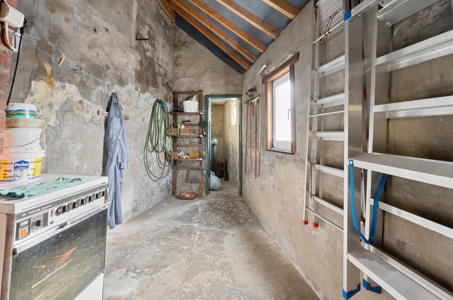 Ruime woning met 3 slaapkamers foto 17