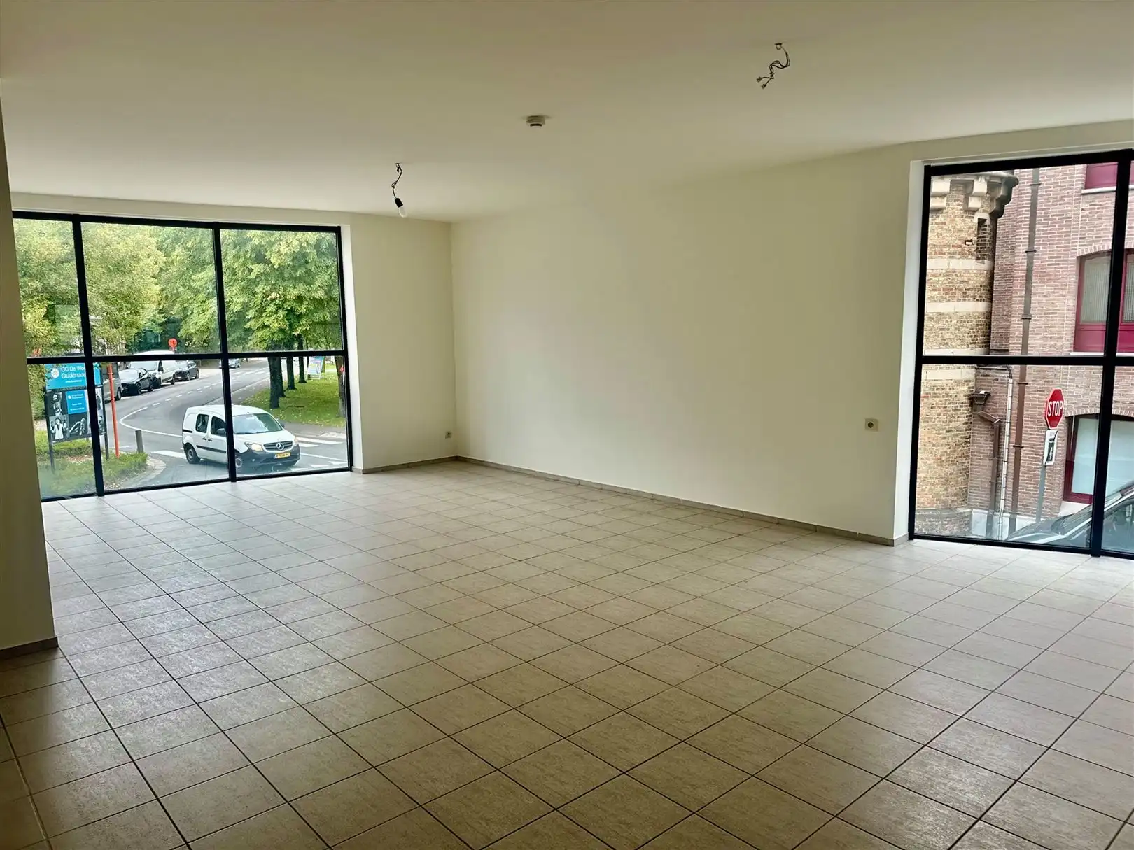 Ruim 1-slaapkamerappartement te huur voor 1 jaar  foto 2