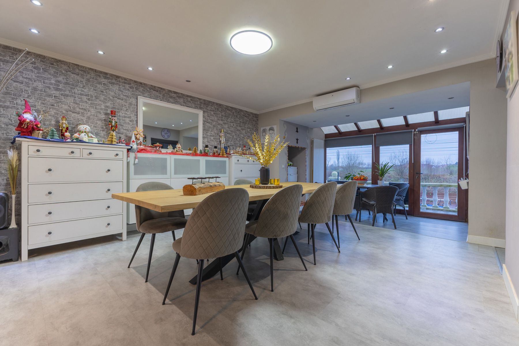 Gunstig gelegen woning met 4 slaapkamers en tuin foto 7